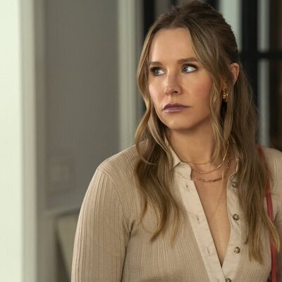 Kristen Bell en 2x05 titulado 'Abby Granizados' de 'Nadie quiere esto'