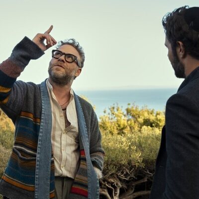 Imagen de Seth Rogen y Adam Brody en Capítulo 6 titulado 'Todo es posible' de 'Nadie quiere esto'