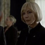 Allison Janney en 3x03 titulado 'Caballo sin jinete' de 'La diplomática'