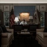 Rufus Sewell en la temporada 3 y el capítulo 04 de 'La diplomática'