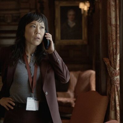 Ali Ahn en 3x04 'Arden' de 'La diplomática'
