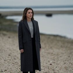 Keri Russell en 3x06 'Amagansett' de 'La diplomática'