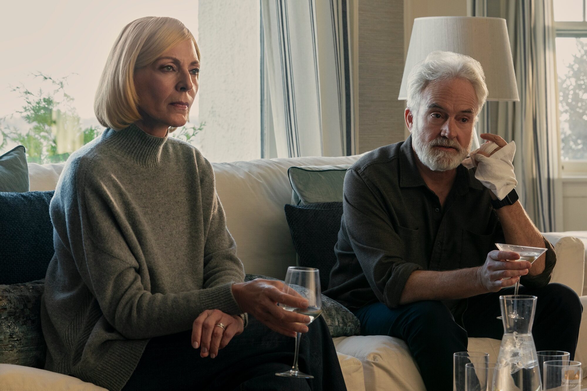 Bradley Whitford y Allison Janney en 'Amagansett' de 'La diplomática'