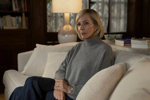 Allison Janney en 3x06 titulado 'Amagansett' de 'La diplomática'
