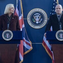 Allison Janney y Rory Kinnear en Capítulo 6 titulado 'Amagansett' de 'La diplomática'