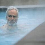 Bradley Whitford en 3x06 'Amagansett' de 'La diplomática'