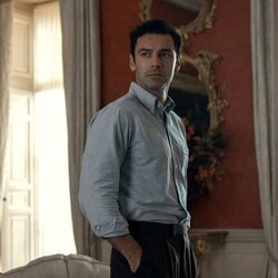 Aidan Turner en 'PNG' de 'The Diplomat'