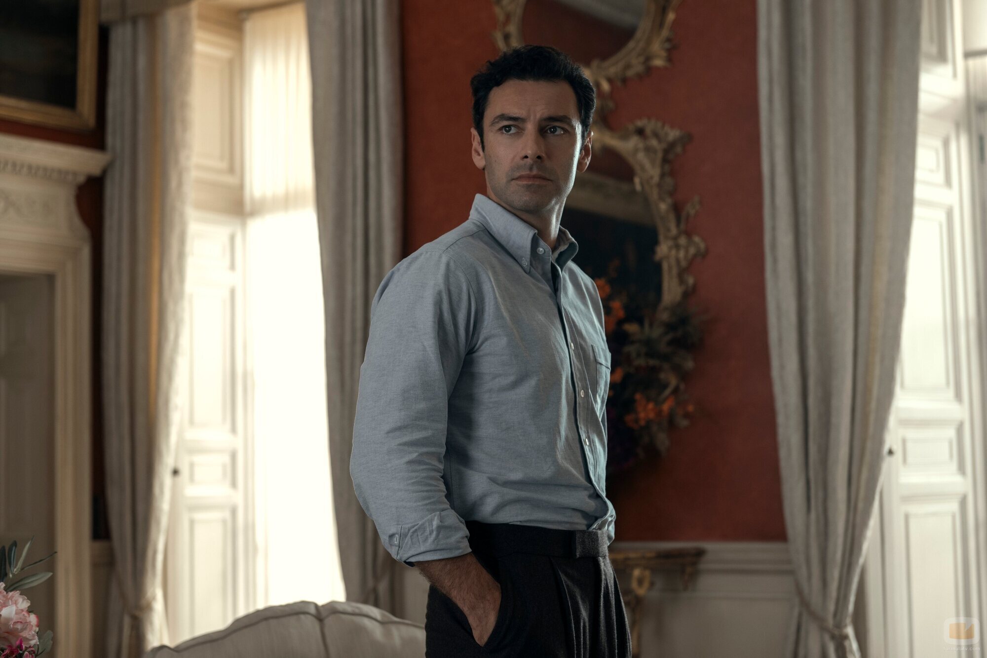 Aidan Turner en 'PNG' de 'The Diplomat'