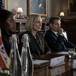 Capítulo 8 titulado 'La mujer de Schrodinger' de 'La diplomática'