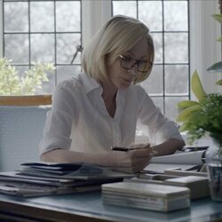 Allison Janney en 'La mujer de Schrodinger' de 'The Diplomat'