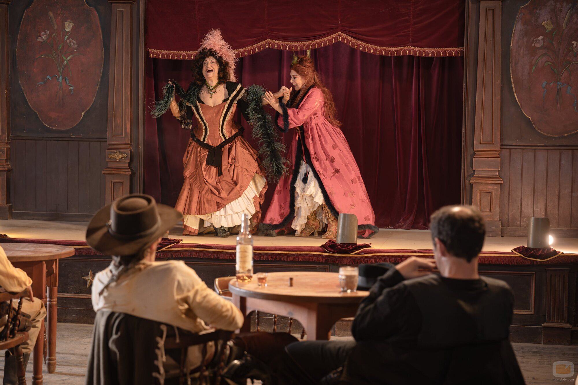 Loles León y Mamen García en el 16x05 de 'La que se avecina'