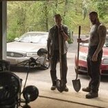 Sam Keeley y Jamie McShane en 1x05 'Errantes' de 'Task'