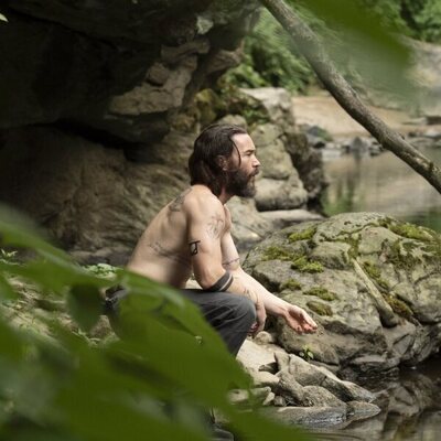 Tom Pelphrey en Capítulo 5 titulado 'Errantes' de 'Task'