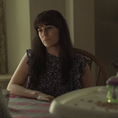 Phoebe Fox en la temporada 1 y el capítulo 06 de 'Task'