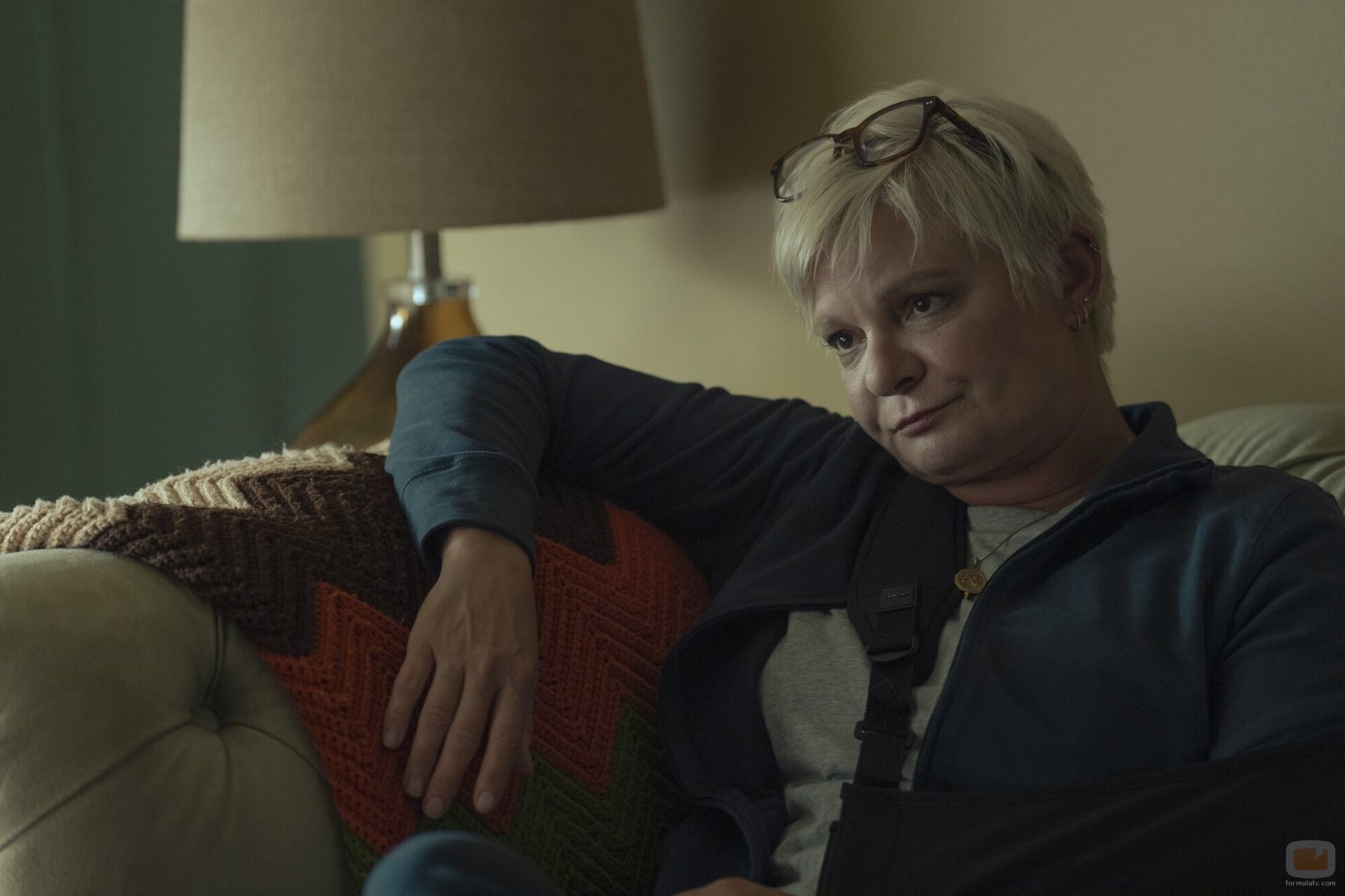Martha Plimpton en 1x06 'Más allá del bien y del mal existe un río' de 'Task'