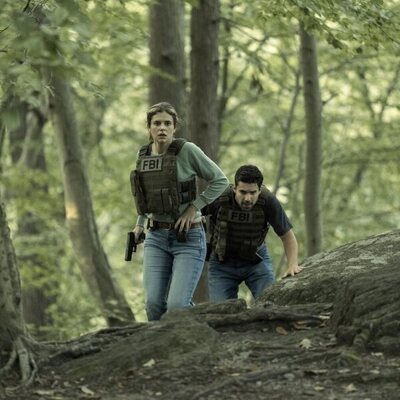 Fabien Frankel y Alison Oliver en la temporada 1 y el capítulo 06 de 'Task'