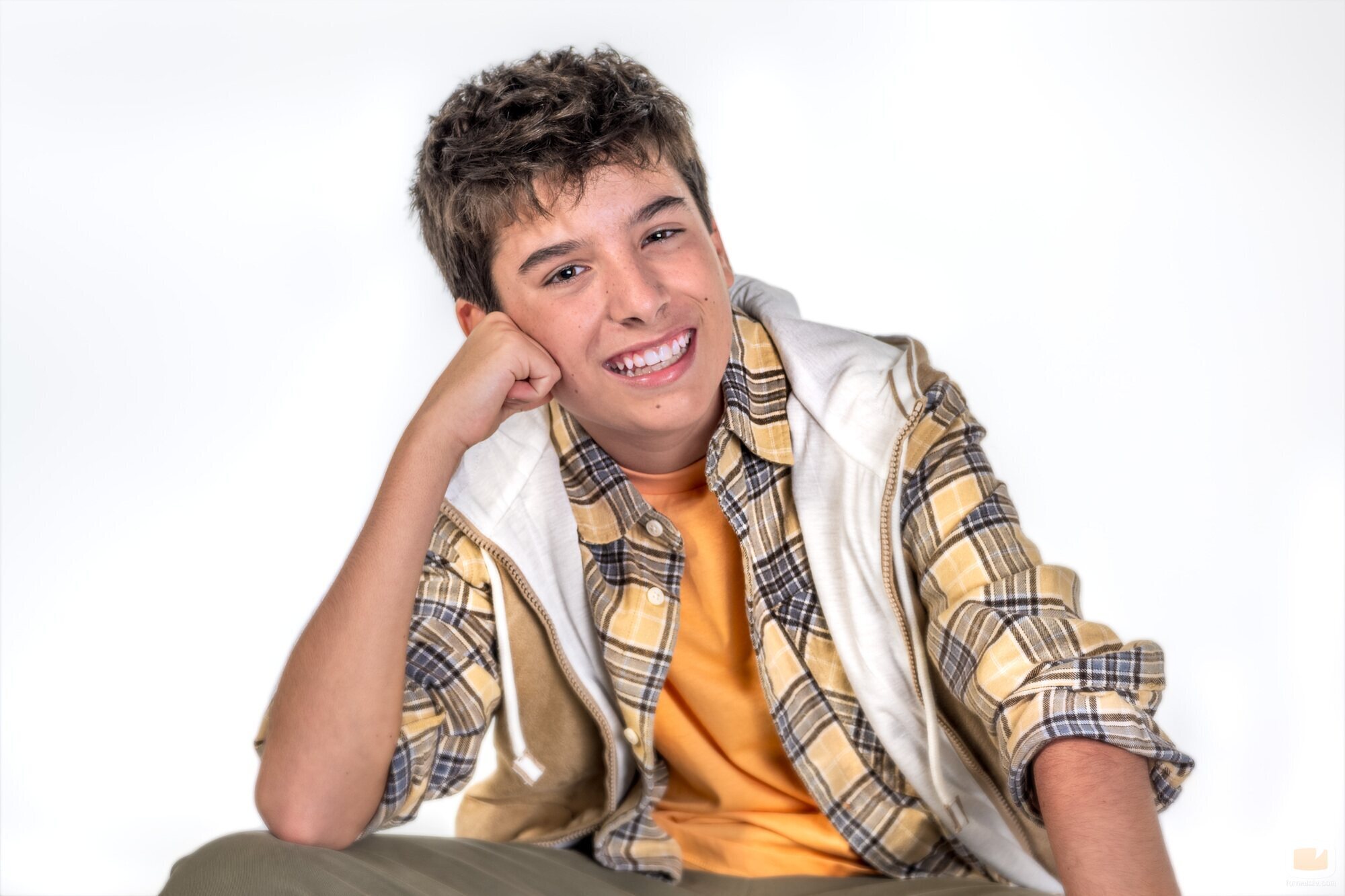 Posado oficial de Gonzalo Pinillos (España en Eurovisión Junior 2025)