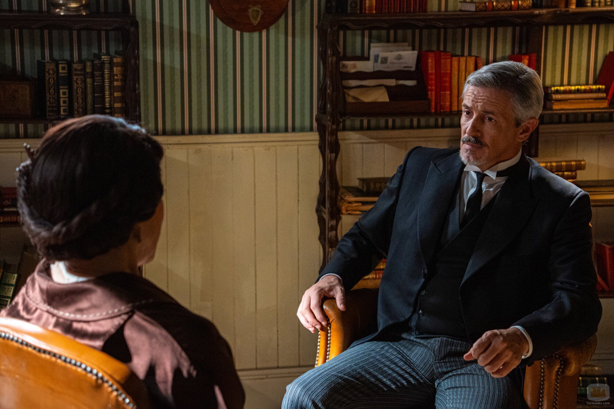 Fernando Coronado y Isabel Serrano en 'Lunes 27 de octubre de 2025' de 'La promesa'