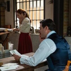 Arturo García Sancho y Sara Font en el 'Viernes 31 de octubre de 2025' de 'La Promesa'