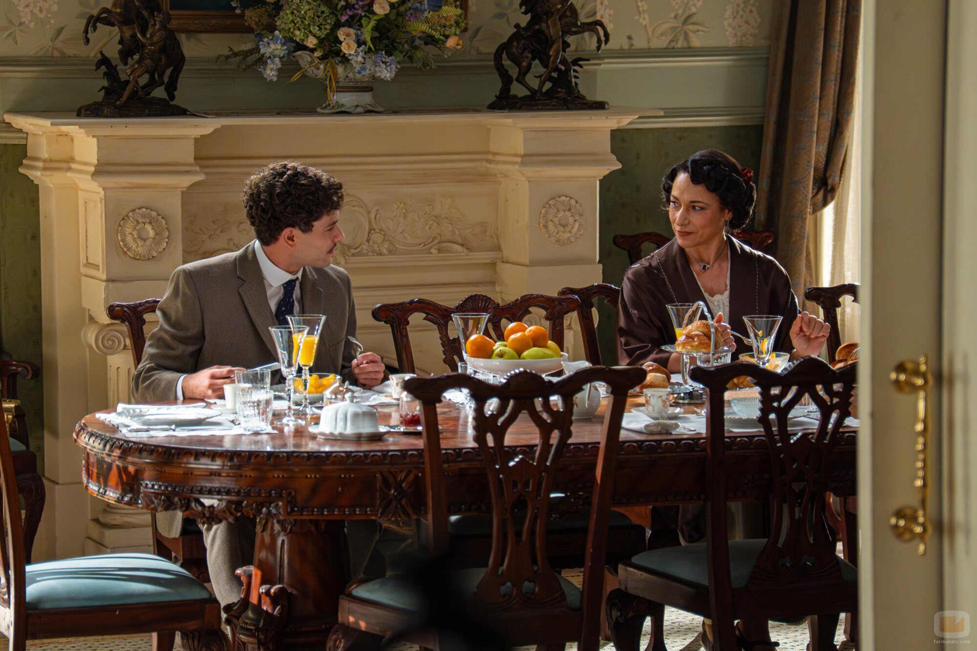 Isabel Serrano y Luis Maesso en el 'Martes 4 de noviembre de 2025' de 'La Promesa'