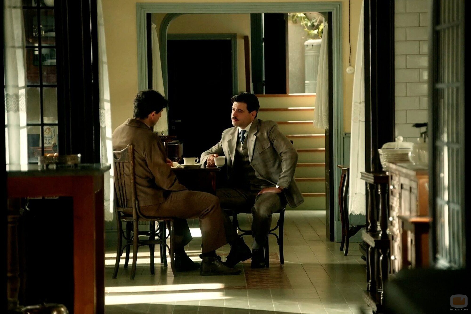 Álvaro Quintana y Arturo García Sancho en el 4x224 de 'La promesa'