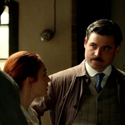 Sara Font y Arturo García Sancho en el 4x227 de 'La promesa'