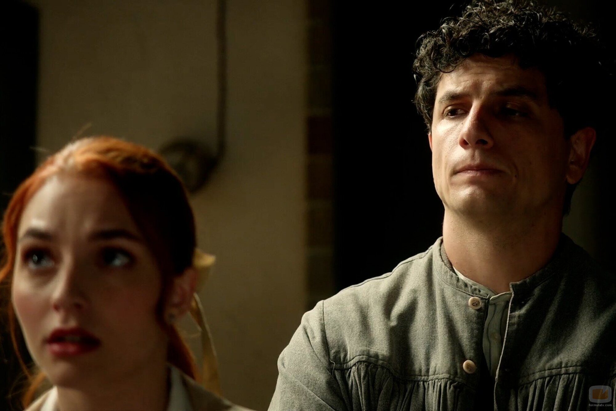 Álvaro Quintana y Sara Font en Capítulo 227 titulado 'Martes 18 de noviembre de 2025' de 'La promesa'