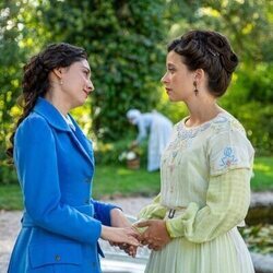 Amparo Piñero y Marta Costa en 4x231 titulado 'Lunes 24 de noviembre de 2025' de 'La promesa'