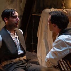 Xavi Lock y Guillermo Serrano en 'Miércoles 26 de noviembre de 2025' de 'La promesa'