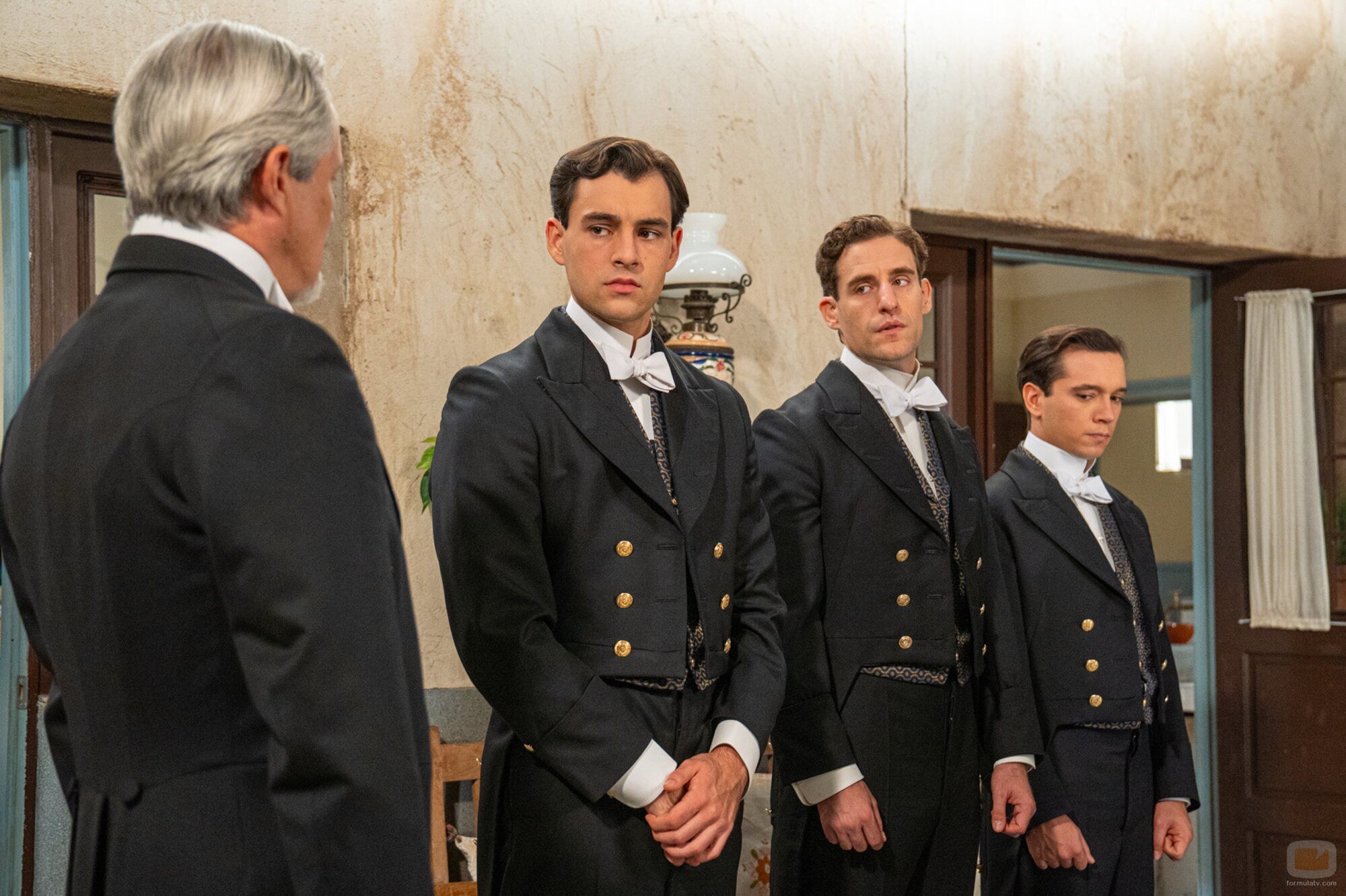 Capítulo 236 titulado 'Lunes 1 de diciembre de 2025' de 'La promesa'