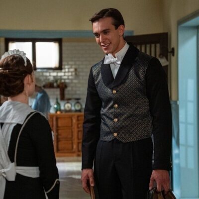 Sara Molina y Jose Miguel Blanco en el 4x237 de 'La Promesa'