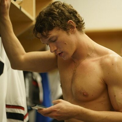 Connor Storrie en 1x02 titulado 'Olympians' de 'Más que rivales'