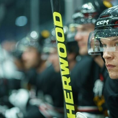 Connor Storrie en Capítulo 4 titulado 'Rose' de 'Más que rivales'