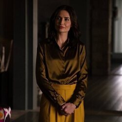 Karolina Wydra en el 1x02 de 'Pluribus'