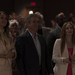 Capítulo 2 titulado 'Relaciones' de 'Las esposas cazadoras'