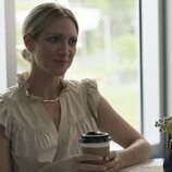 Brittany Snow en 1x02 'Relaciones' de 'Las esposas cazadoras'