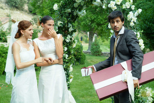 Regalo de bodas de Lucas a Pepa y Silvia