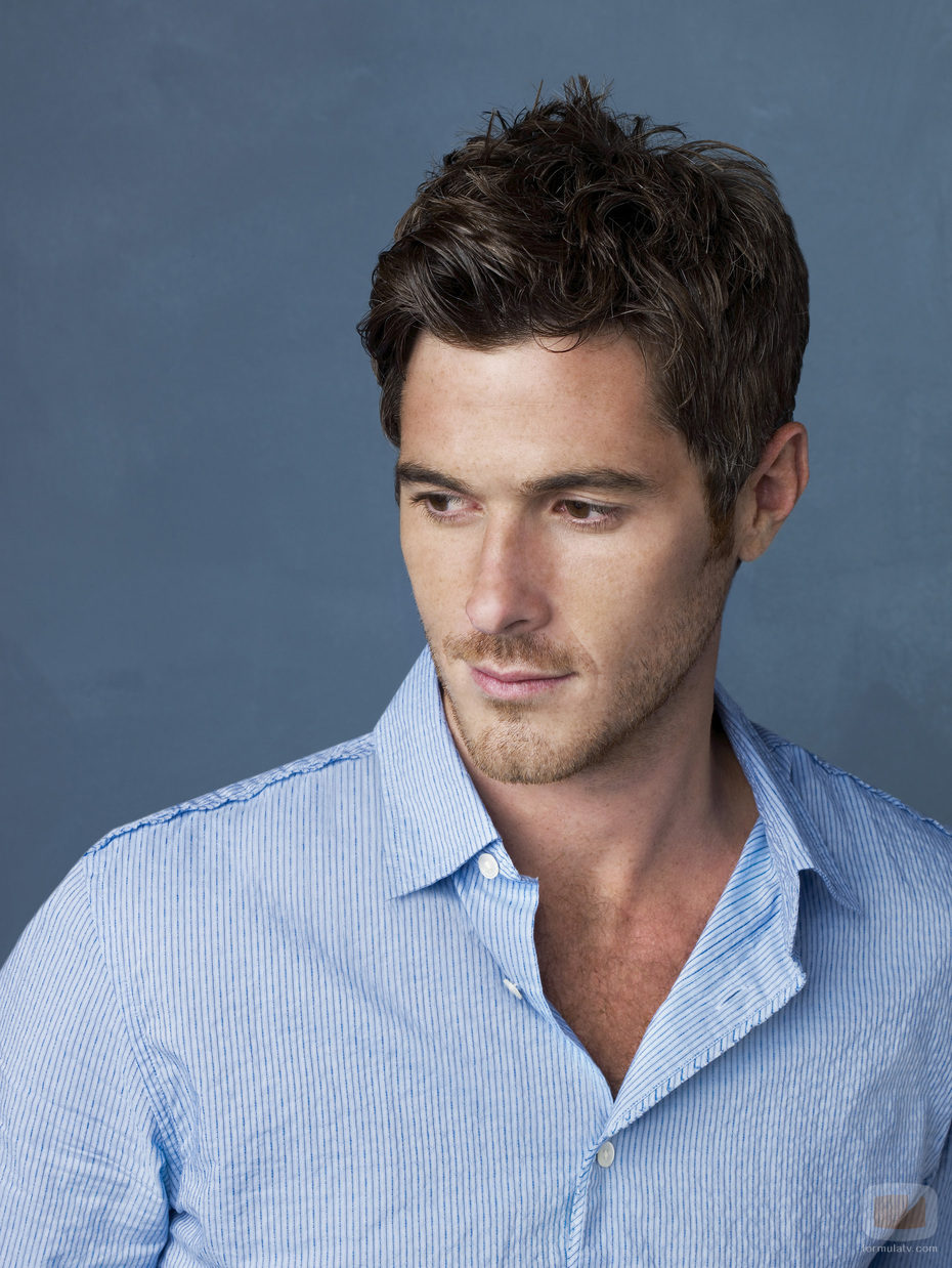 Dave Annable es el personaje Justin Walker en 'Cinco hermanos', de ABC