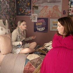 'Todo se revela al amanecer' de 'The Hunting Wives'