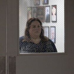 Chrissy Metz en Capítulo 4 titulado 'Día libre' de 'Las esposas cazadoras'