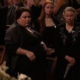 Imagen de Chrissy Metz en Capítulo 5 titulado 'No es una novata' de 'Las esposas cazadoras'