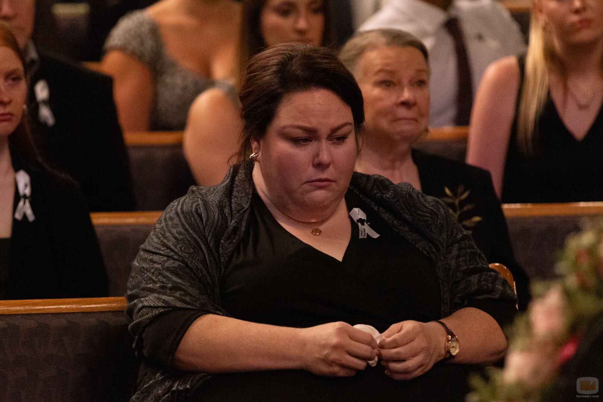 Chrissy Metz en 'No es una novata' de 'Las esposas cazadoras'