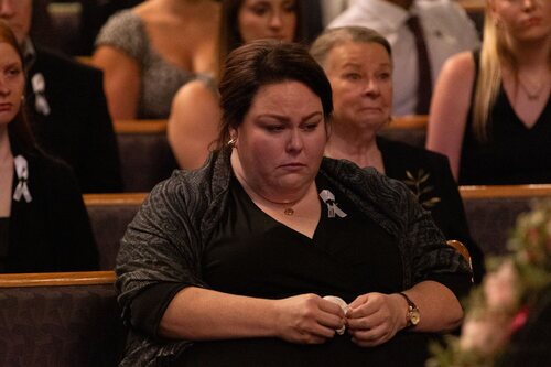 Chrissy Metz en 'No es una novata' de 'Las esposas cazadoras'