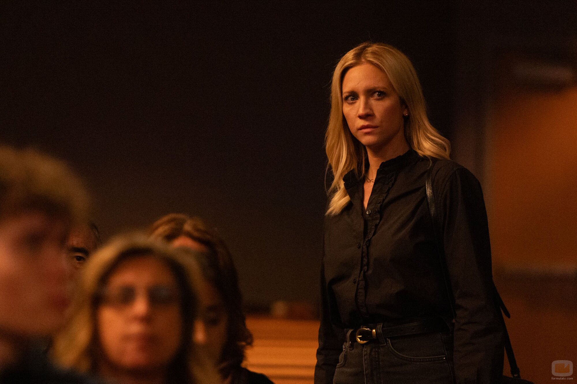 Escena de Brittany Snow en 'No es una novata' de 'The Hunting Wives'