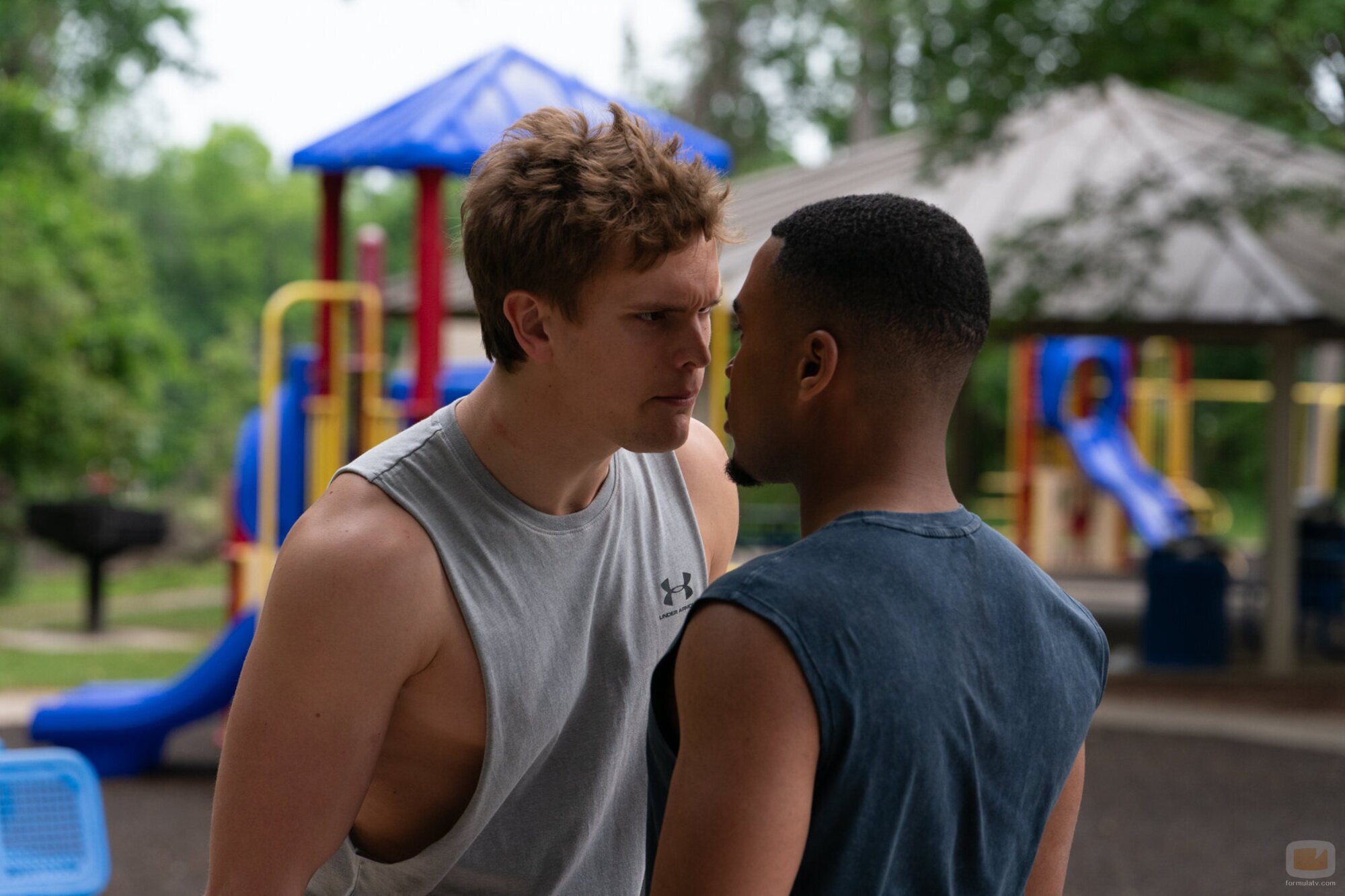 George Ferrier en la temporada 1 y el capítulo 05 de 'Las esposas cazadoras'