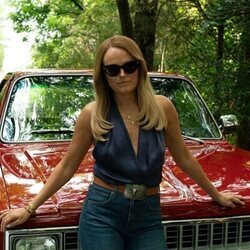 Malin Akerman en 'En el corazón de Texas' de 'The Hunting Wives'