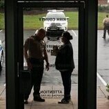 Karen Rodriguez y Hunter Emery en Capítulo 6 titulado 'En el corazón de Texas' de 'Las esposas cazadoras'