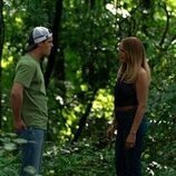 Malin Akerman y George Ferrier en 1x06 'En el corazón de Texas' de 'Las esposas cazadoras'