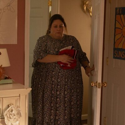 Chrissy Metz en el 1x07 de 'The Hunting Wives'