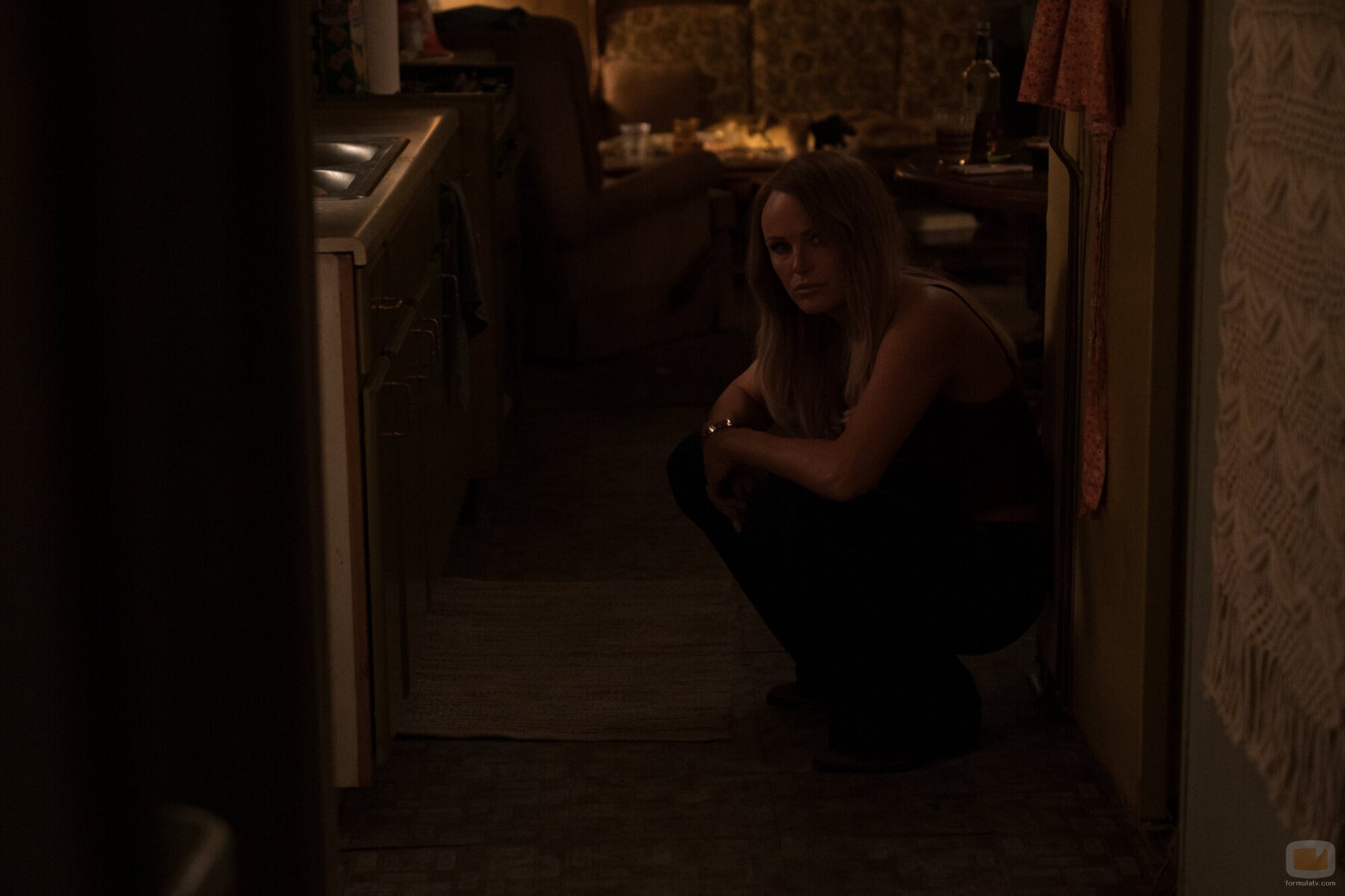 Malin Akerman en 1x08 titulado 'La decisión de Sophie' de 'Las esposas cazadoras'